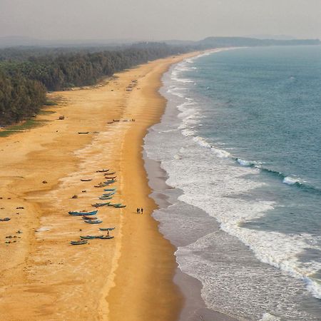 Blue Lagoon Beach Resort Gokarna  Exterior photo